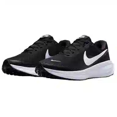 Nike REVOLUTION 8