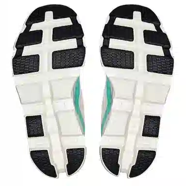 On Cloudmonster 2 WMNS