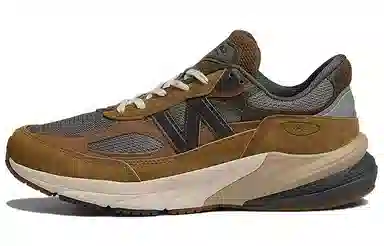 Carhartt WIP x New Balance 990 V6 Khaki