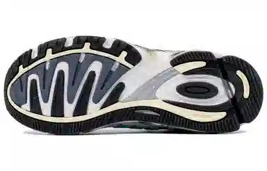 adidas Originals Response CL