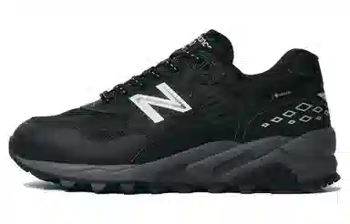 New Balance MT 580