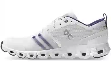 On Cloud X Shift Frost White