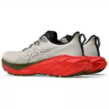 Asics Novablast 4 TR