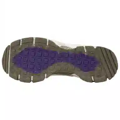 Nike Zoom Vomero 5 Roam Brown