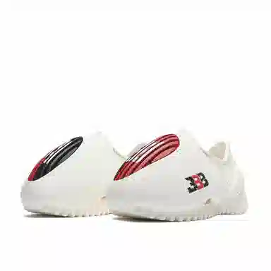 BBB x GENEGG Foam Runner White