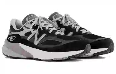 New Balance 990 V6 Black