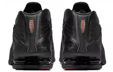 Nike Shox R4 Triple Black