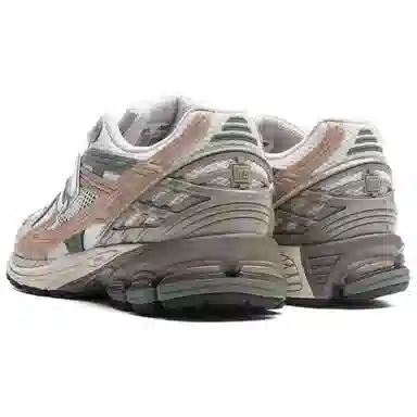 New Balance 1906U Linen Dark Olivine