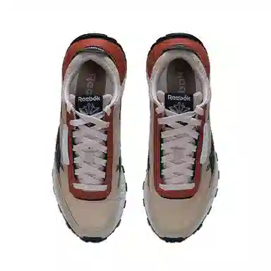 Reebok CL Legacy