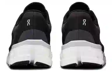 On Cloudflow 4 Black