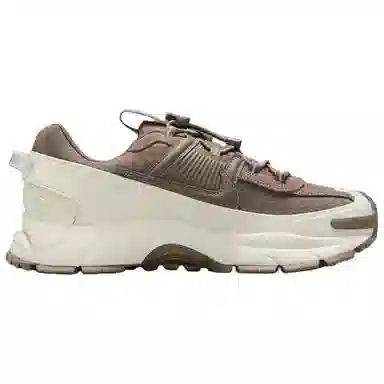 Nike Zoom Vomero 5 Roam Brown