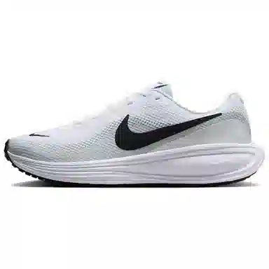 Nike Revolution 8