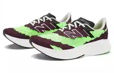 Stone Island x New Balance FuelCell RC Elite v2