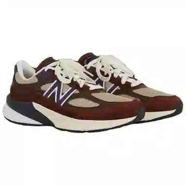 New Balance 990 V6 Brown