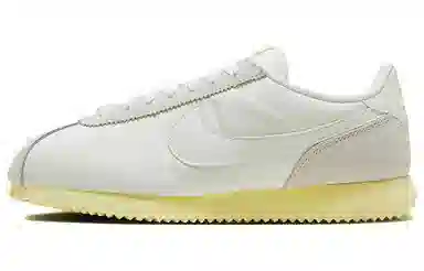 Nike Cortez White