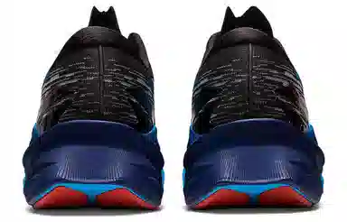 Asics Novablast 3