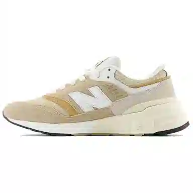 New Balance 997R Beige