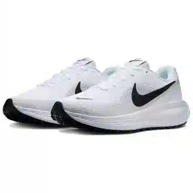 Nike Revolution 8
