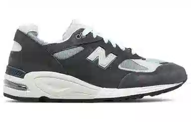 KITH x New Balance 990 V2 "Steel Blue"