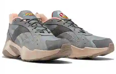 Looney Tunes x Reebok Turbo Restyle