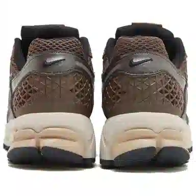 Nike Air Zoom Vomero 5 Brown