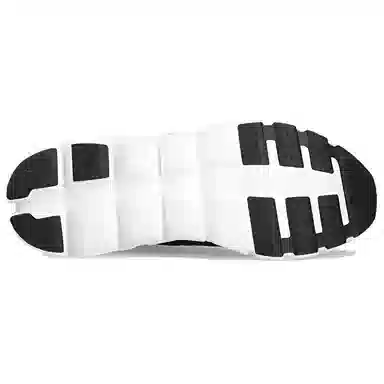 On Cloudflow 4 Black