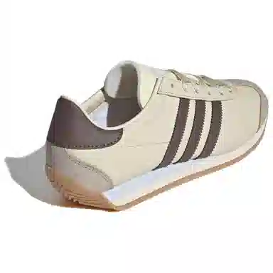 adidas Country