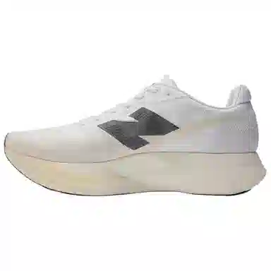 New Balance FuelCell SuperComp Elite v5