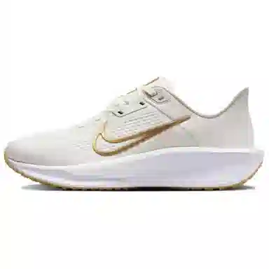Nike QUEST 6