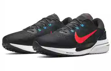 Nike Air Zoom Vomero 15