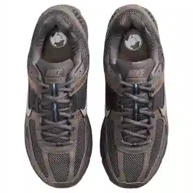 Nike Air Zoom Vomero 5 "Cave Stone"