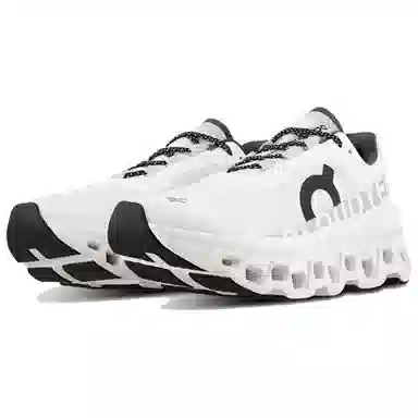 On Cloudmonster White