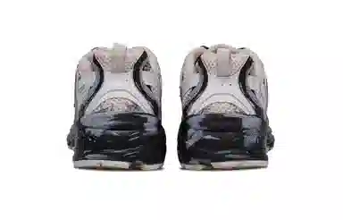 New Balance 530 Funi