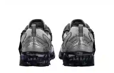 New Balance 410 Silver