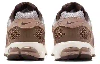 Nike Air Zoom Vomero 5 Brown