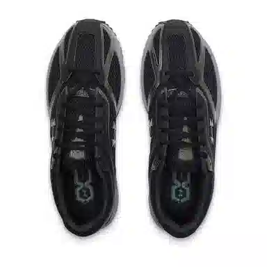 Under Armour Infinite Pro Black