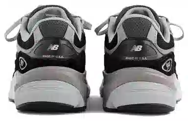 New Balance 990 V6 Black