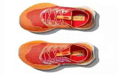 HOKA ONE ONE CIELO X1