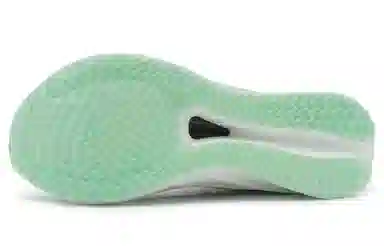 LiNing 4 Challenger Y2K vibe