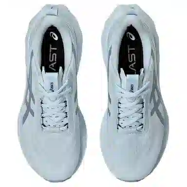 Asics Novablast 4 LE