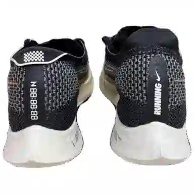 Nike ZoomX Streakfly Black Gold