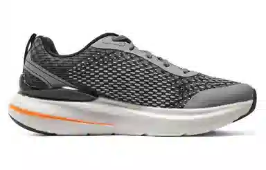 Skechers Max Cushioning Hyper Burst