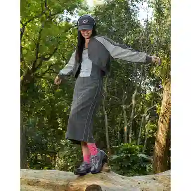 New Balance 703 Grey Pink