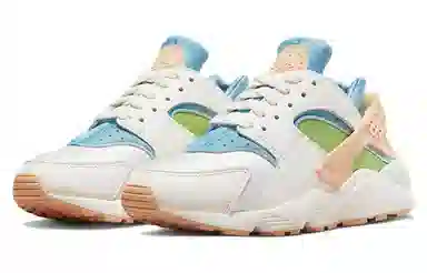 Nike Huarache SE "Easter"