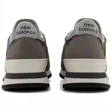 New Balance 990 V1
