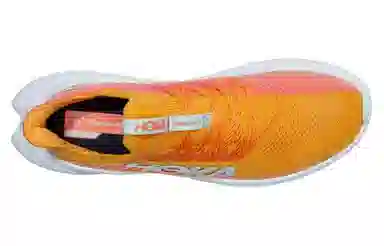 HOKA ONE ONE Carbon X3