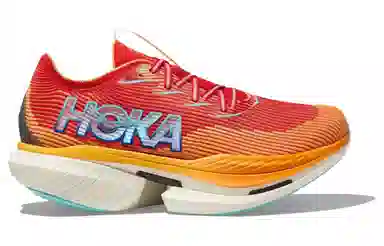 HOKA ONE ONE CIELO X1
