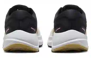 Nike Zoom Structure 24