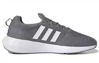 adidas Swift Run 22