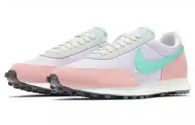 Nike Daybreak Pink Purple